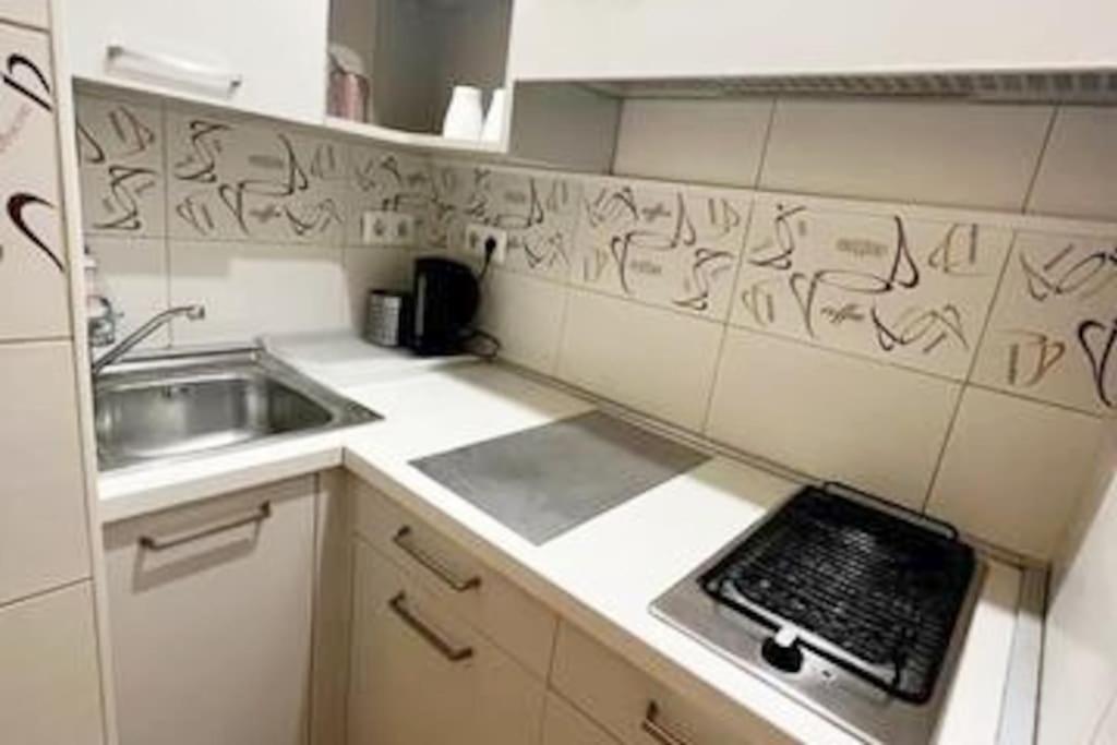 Central Budapest- Podmaniczky Unit 5 Apartment ภายนอก รูปภาพ